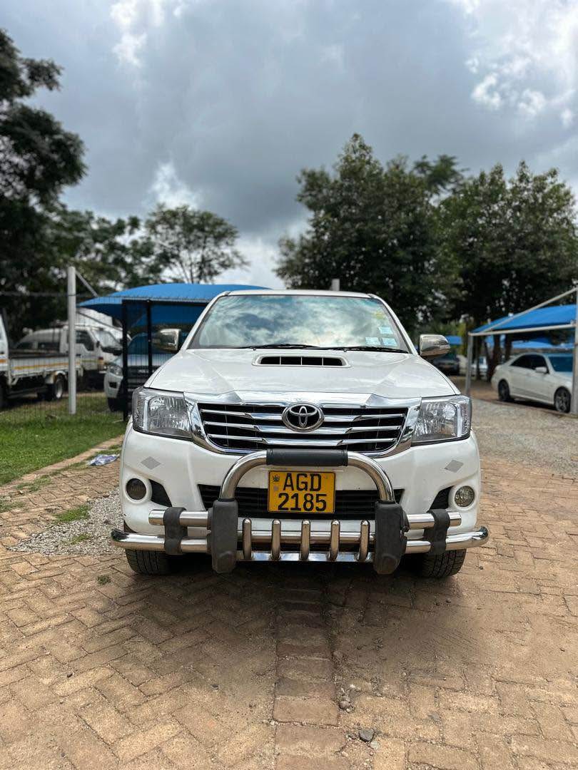 used toyota hilux