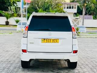 A picture of Toyota Prado