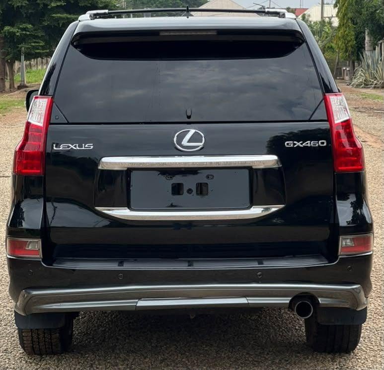 A picture of Lexus GX460