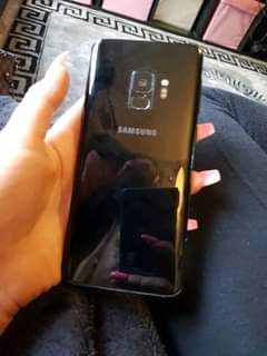 A picture of Samsung S9 at 190k call 0707070964