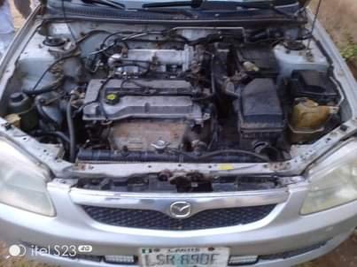 A picture of 2000 Mazda 323