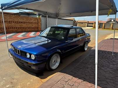 bmw e30