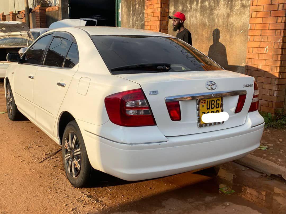 A picture of TOYOTA PREMIO X