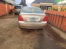 A picture of Sharp 2004 Toyota manual bank Corrolasound four plugs engine good