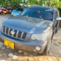 A picture of TOYOTA KLUGGER