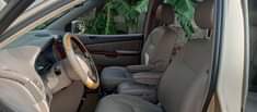 A picture of Toyota sienna 2005 model for sale Clean first body and