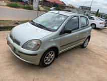 A picture of 2002 Toyota Yaris manual drive