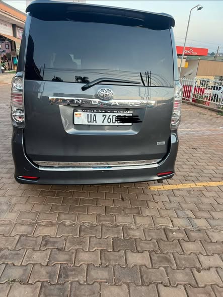 used toyota noah