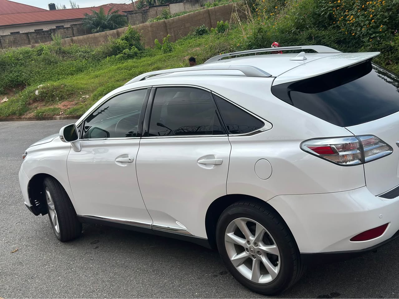 A picture of Lexus Rx350