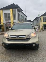 A picture of Super clean Honda CRV model 2009 with everything working perfectly