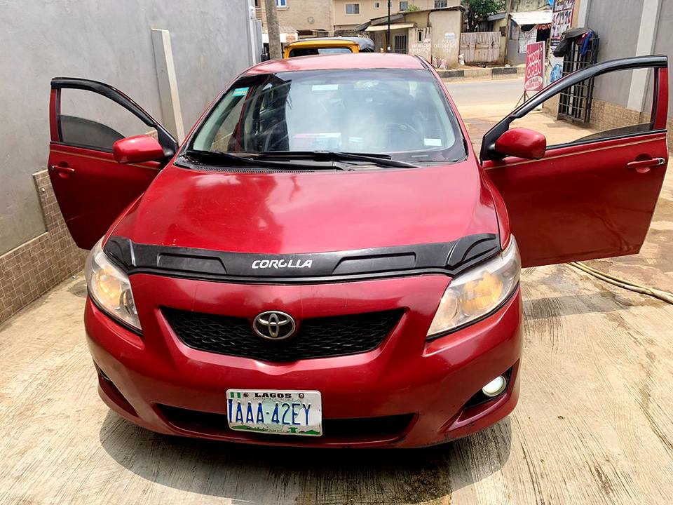 A picture of 2011 Toyota corolla