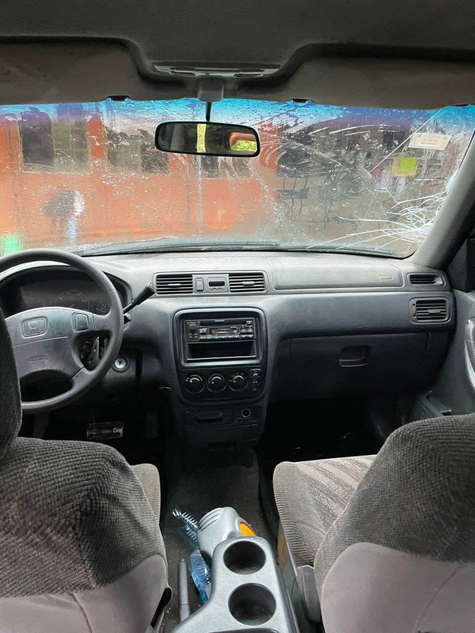 A picture of Distress Sale 2000 Model Honda Crv Awoof Deal 08164628801