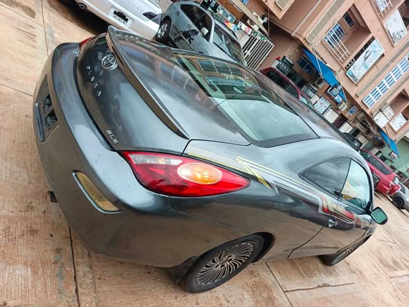 A picture of Toyota Solara 2007 Model