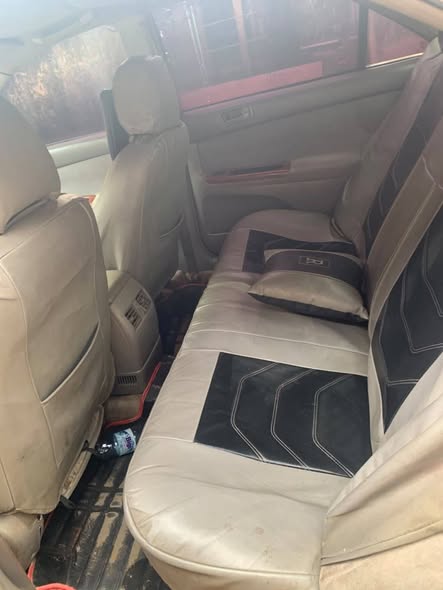 A picture of Toyota camry 04 awoof deals