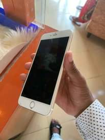 A picture of IPhone 6 plus 64gb storage