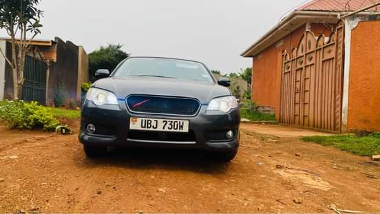 A picture of Subaru Legacy b4