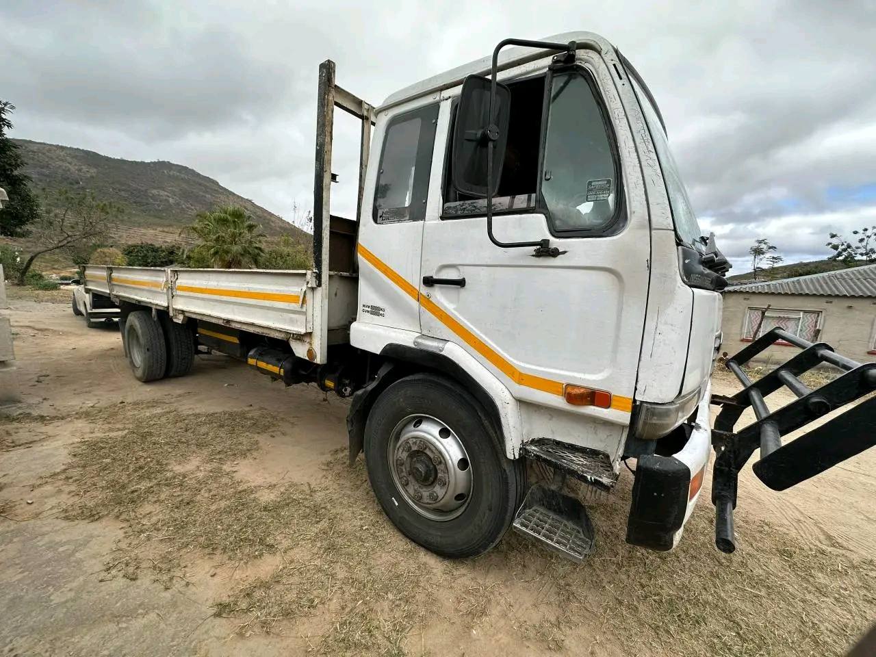 classifieds/cars nissan