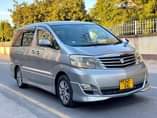 A picture of TOYOTA ALPHARD