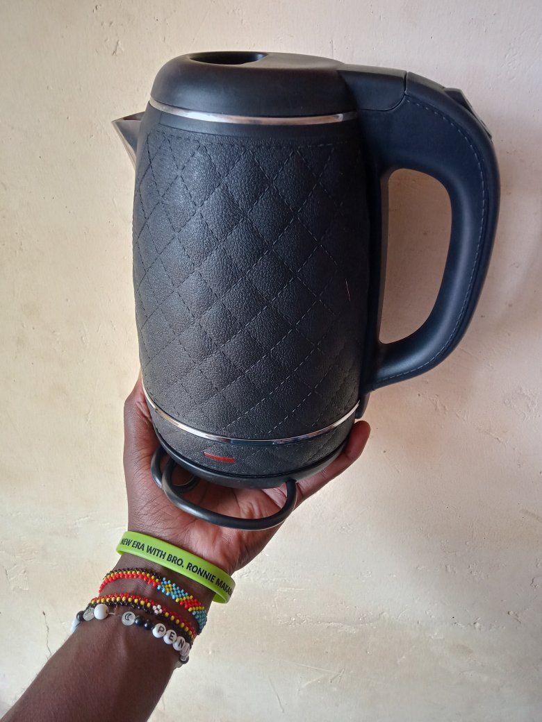 A picture of Electric kettle