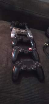 A picture of PS4 orignal pads all at 280k call 0708166620