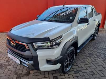 bakkies A.