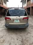A picture of Toyota Sienna 2002