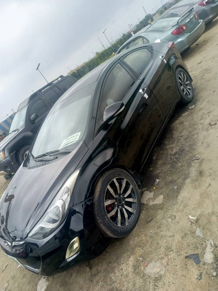 A picture of Hyundai GLS 2013