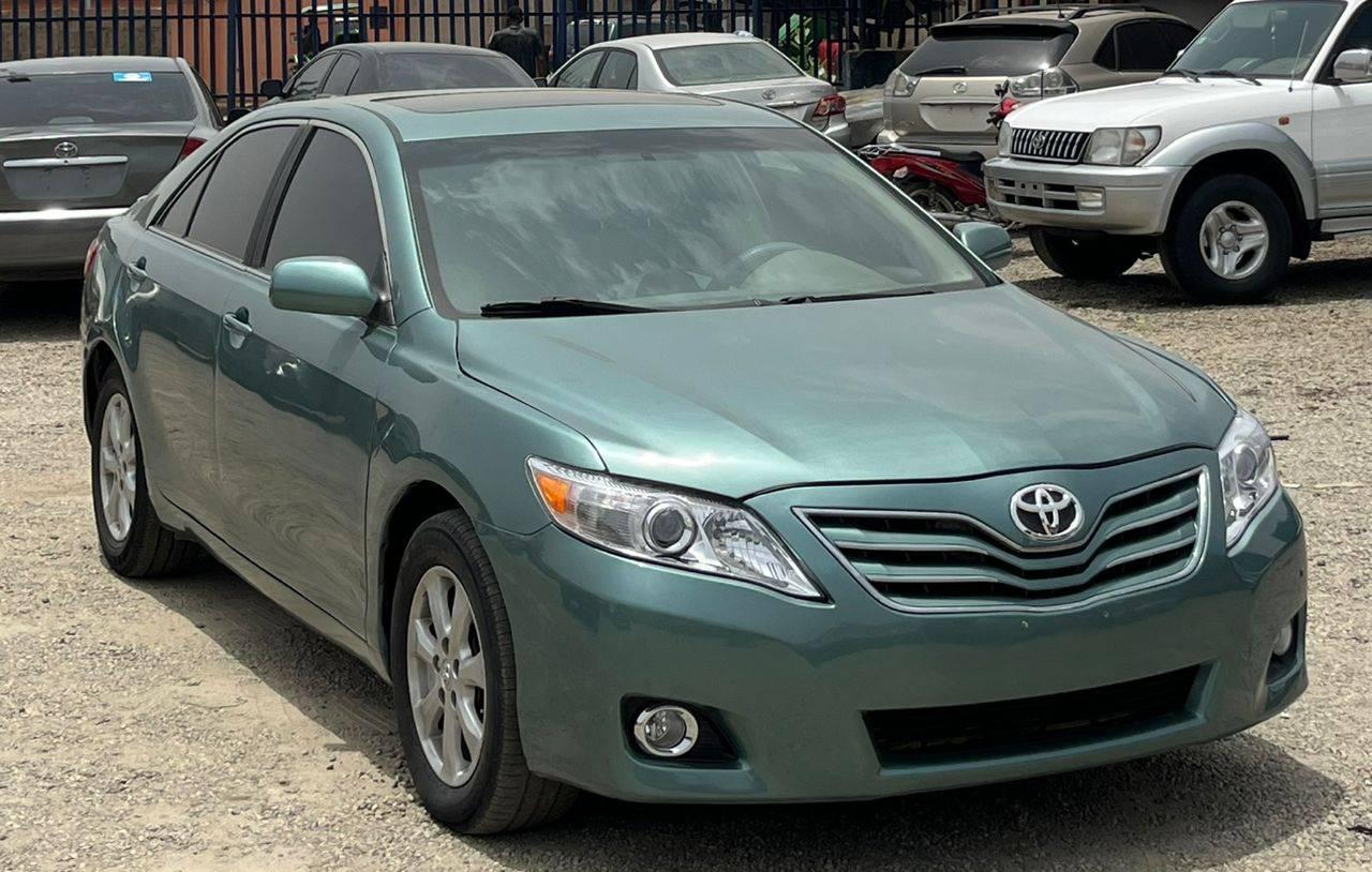 A picture of Car
