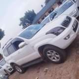 A picture of TOYOTA LANDCRUISER TX 2007 95M