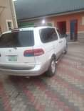 A picture of Toyota sienna