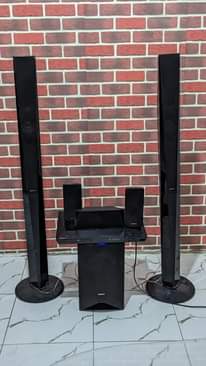 A picture of SONY HOME THEATER