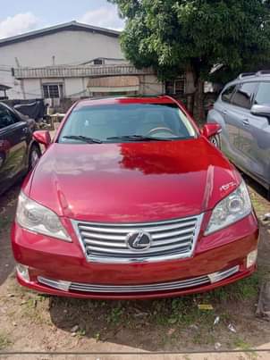 A picture of Direct begium Lexus Es350 2011 model 14million naira only PH