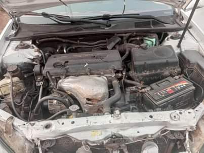 A picture of 2004 Toyota Camry