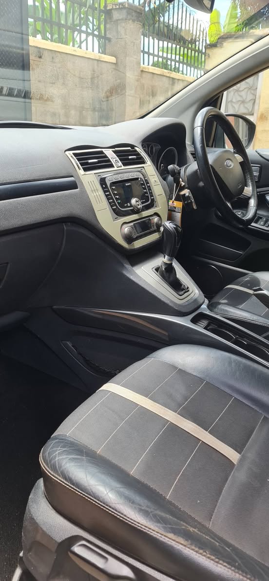 A picture of Ford kuga 2 5 petrol turbo charged