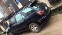 A picture of Lexus RX300