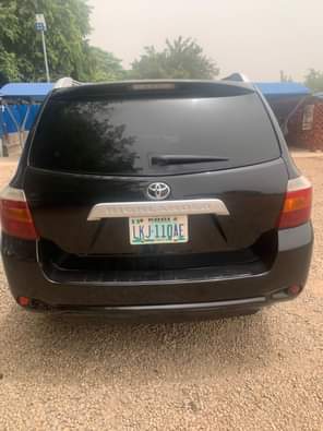 A picture of Toyota Highlander 2008 model 4 sale Super Clean body and