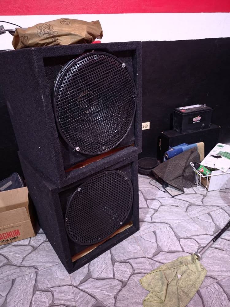 speakers