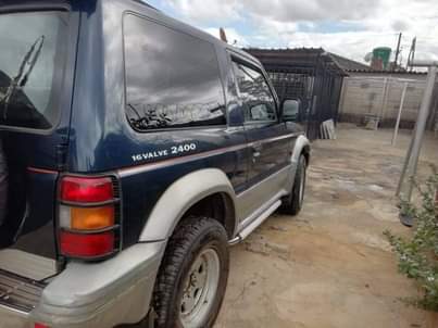 used mitsubishi pajero