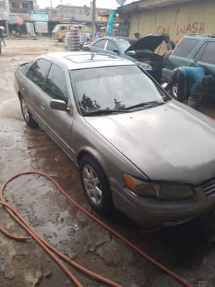 A picture of Toyota camry tiny light. 08033714767