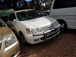 A picture of Toyota giai 1999 model 2000cc 13 million Call 0757953488