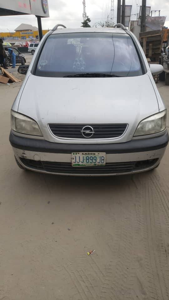 A picture of Opel Zafira