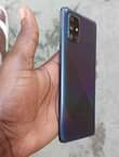 A picture of Samsung galaxy a71 128gb PRICE 299 000 TU