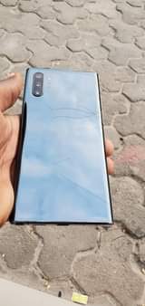 A picture of Sumsang note 10 plus duals