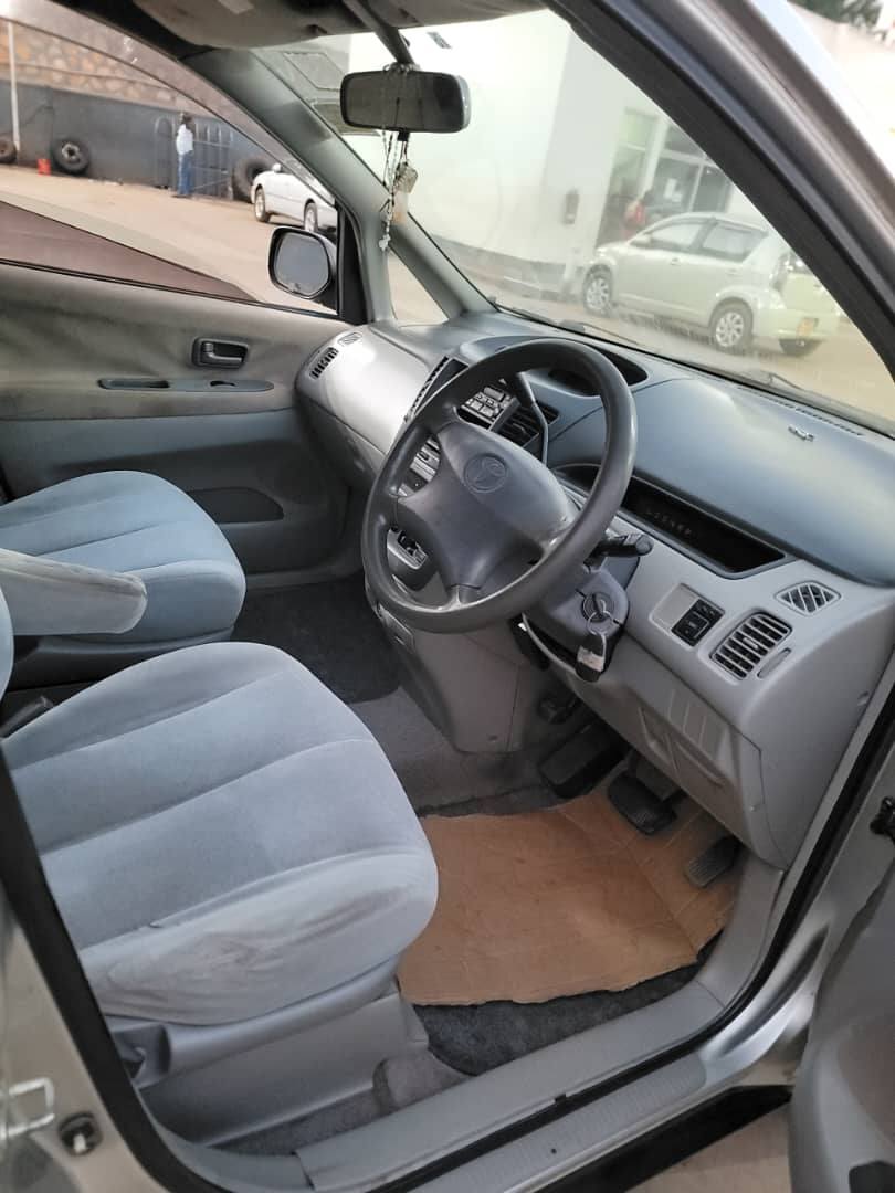 A picture of Toyota Nadia