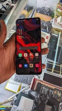 A picture of Oppo A73 pro