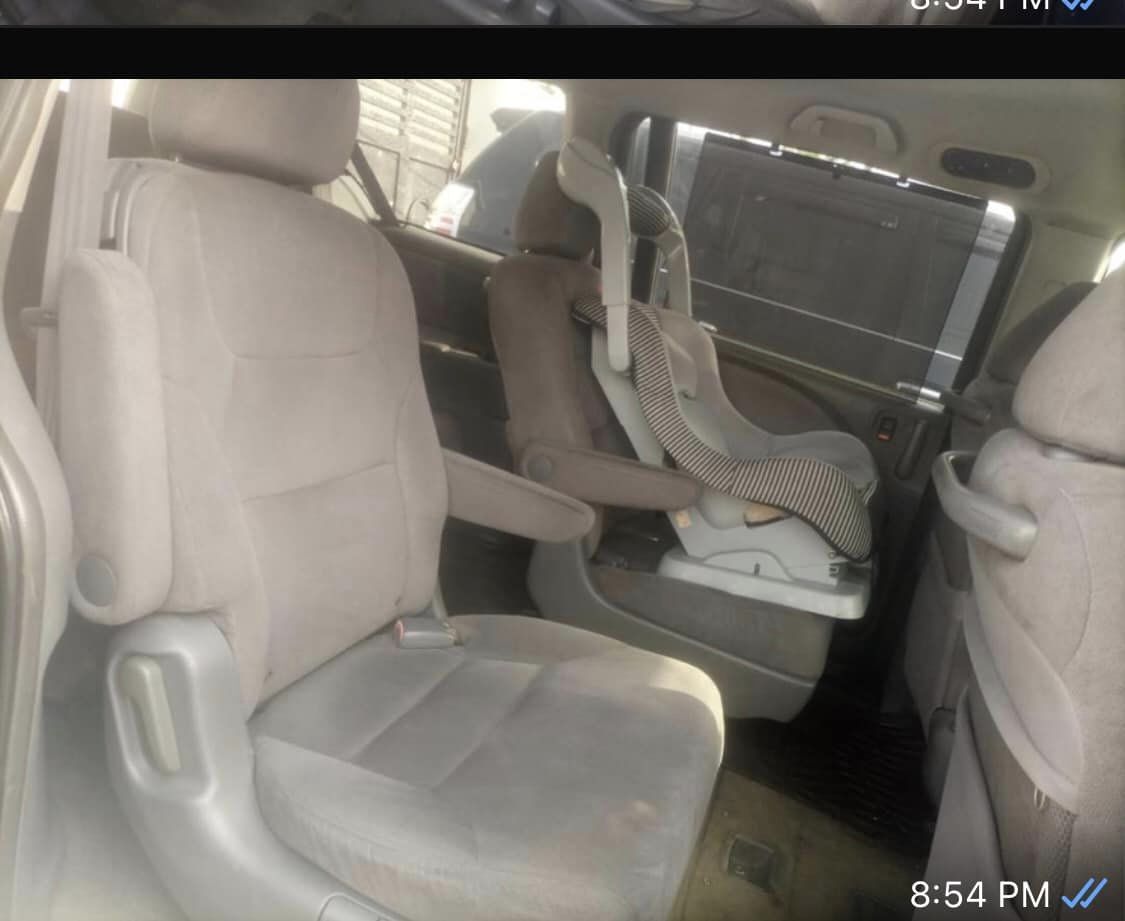 A picture of Honda Odyssey
