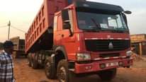 A picture of Second hand sinotrucks and equipment available for sale