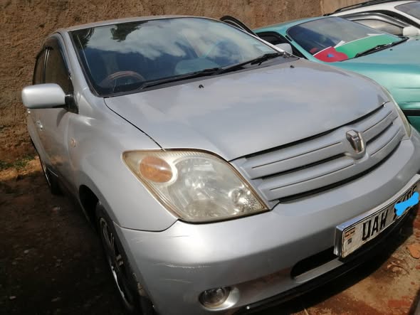 A picture of Toyota ist for sale