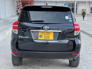 A picture of 26500000 0718132140... Vanguard ya 2010 low mileage.