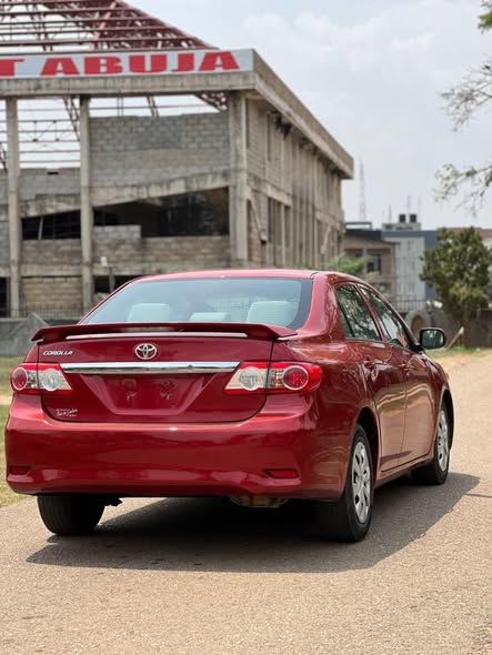 A picture of 2013 Toyota corolla
